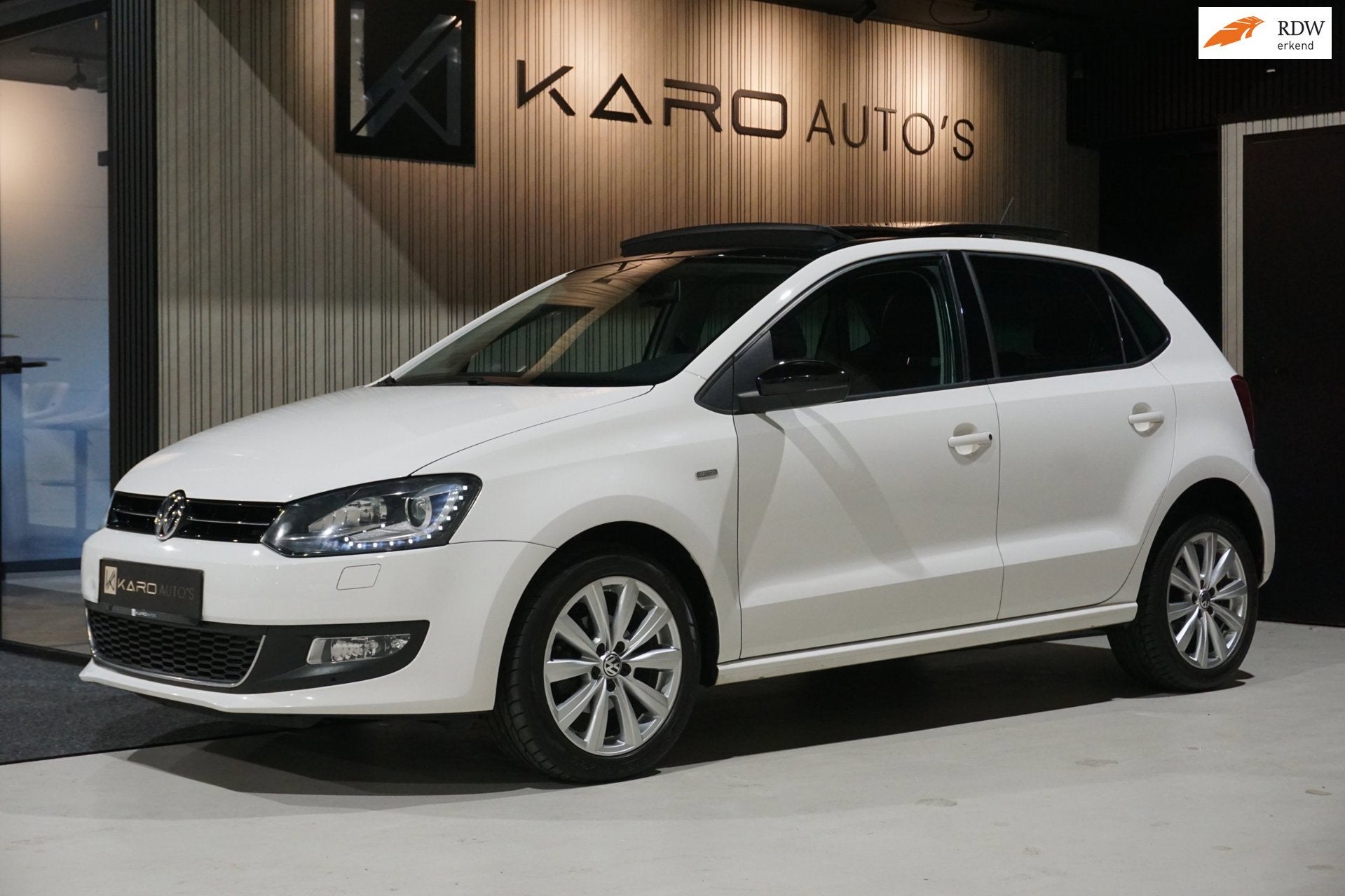 Volkswagen Polo 1.2 TSI Match DSG Pano Xenon Navi Leer Cruis