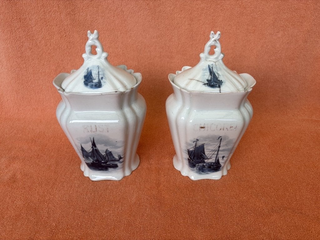 2 Porseleinen potten samen € 5, Ophalen of Verzenden