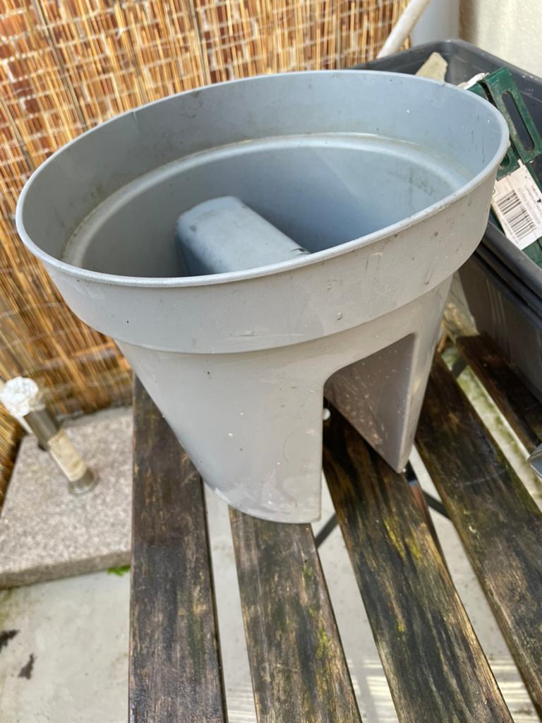 Balkon plantenbakken, Tuin en Terras, Bloembakken en Plantenbakken, Ophalen, Kunststof, Gebruikt, Minder dan 30 cm