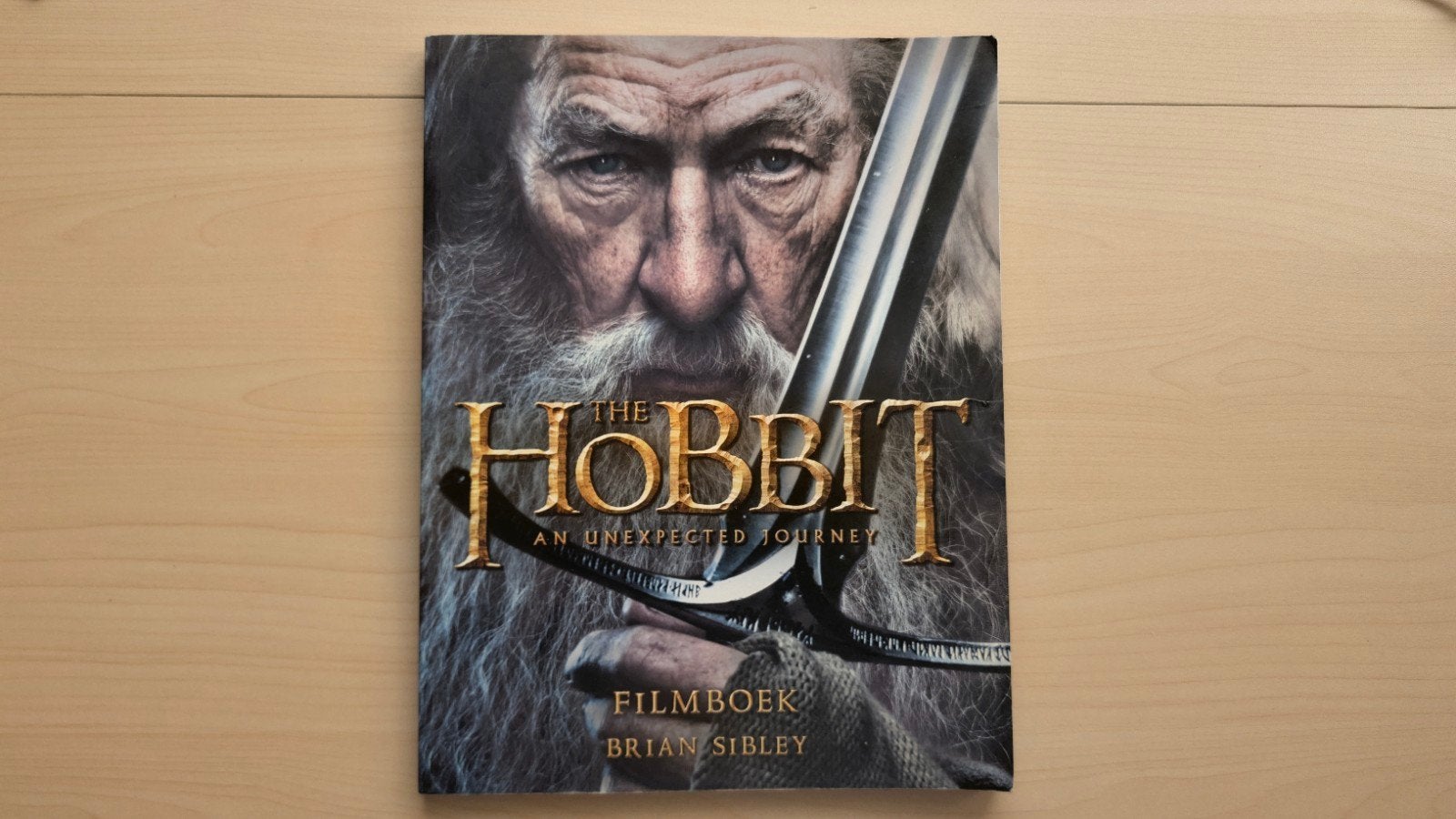 The Hobbit: An Unexpected Journey Filmboek - Brian Sibley, Ophalen of Verzenden, Gelezen, Brian Sibley, Filmspecifiek