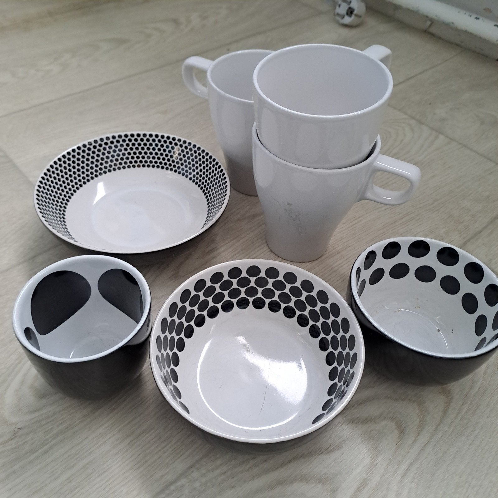 Ikea schaaltjes en mokken, Ophalen, Zo goed als nieuw, Overige stijlen, Kop(pen) en/of Schotel(s)