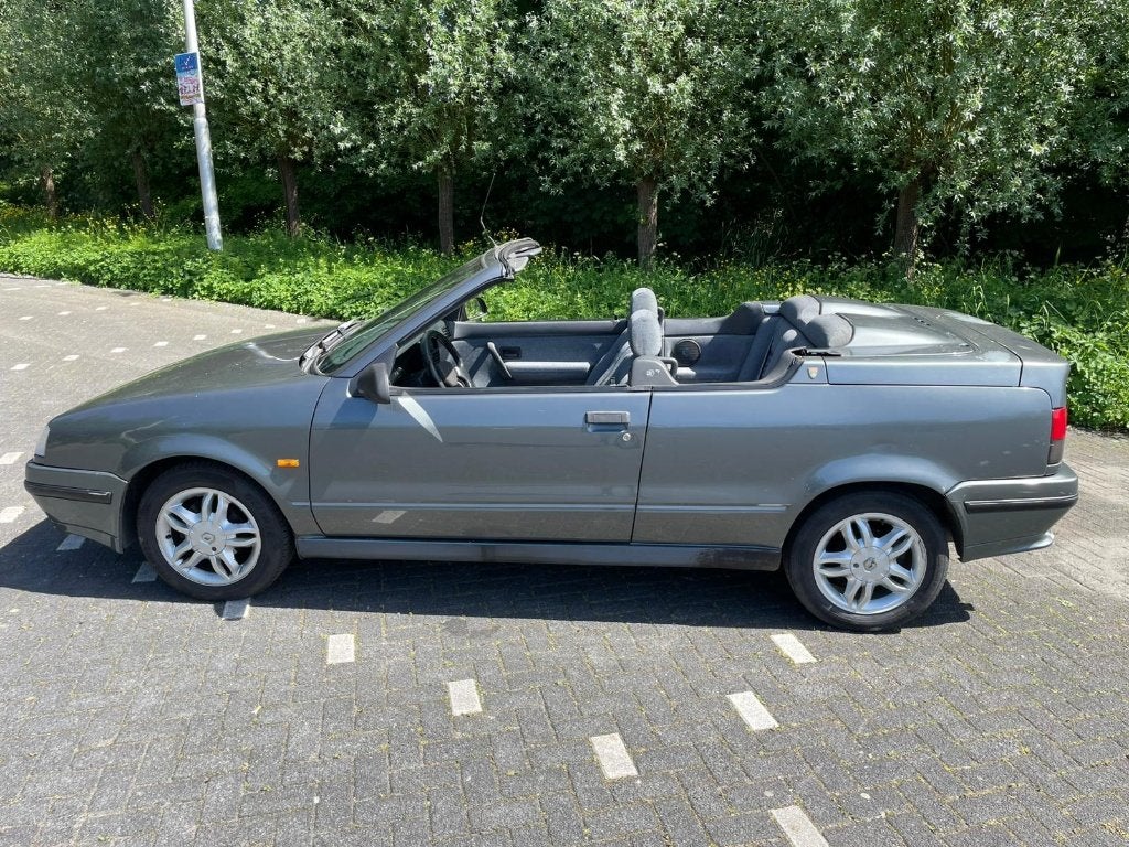 Renault 19 Cabriolet AUTOMAAT met 2 jaar APK, Cabriolet, Origineel Nederlands, Particulier, 1000 kg