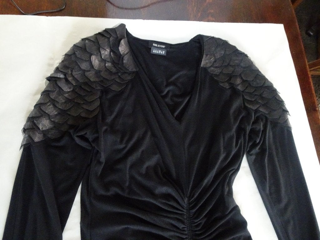 ISABEL DE PEDRO zwarte jurk met leren reptielen schouders, Kleding | Dames, Jurken, Verzenden, Zwart, Maat 42/44 (L), ISABEL DE PEDRO
