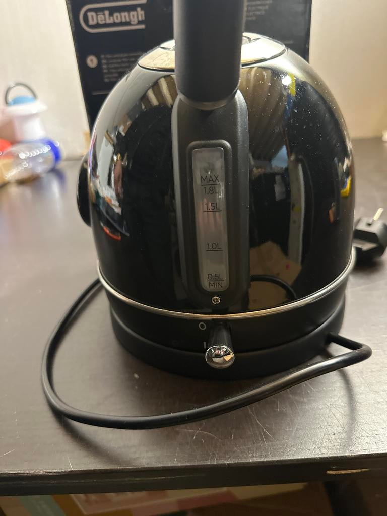 MOA Waterkoker Zwart met Temperatuurmeter - Zo goed als nieu, Witgoed en Apparatuur, Waterkokers, ., 1 tot 2 liter, Ophalen of Verzenden
