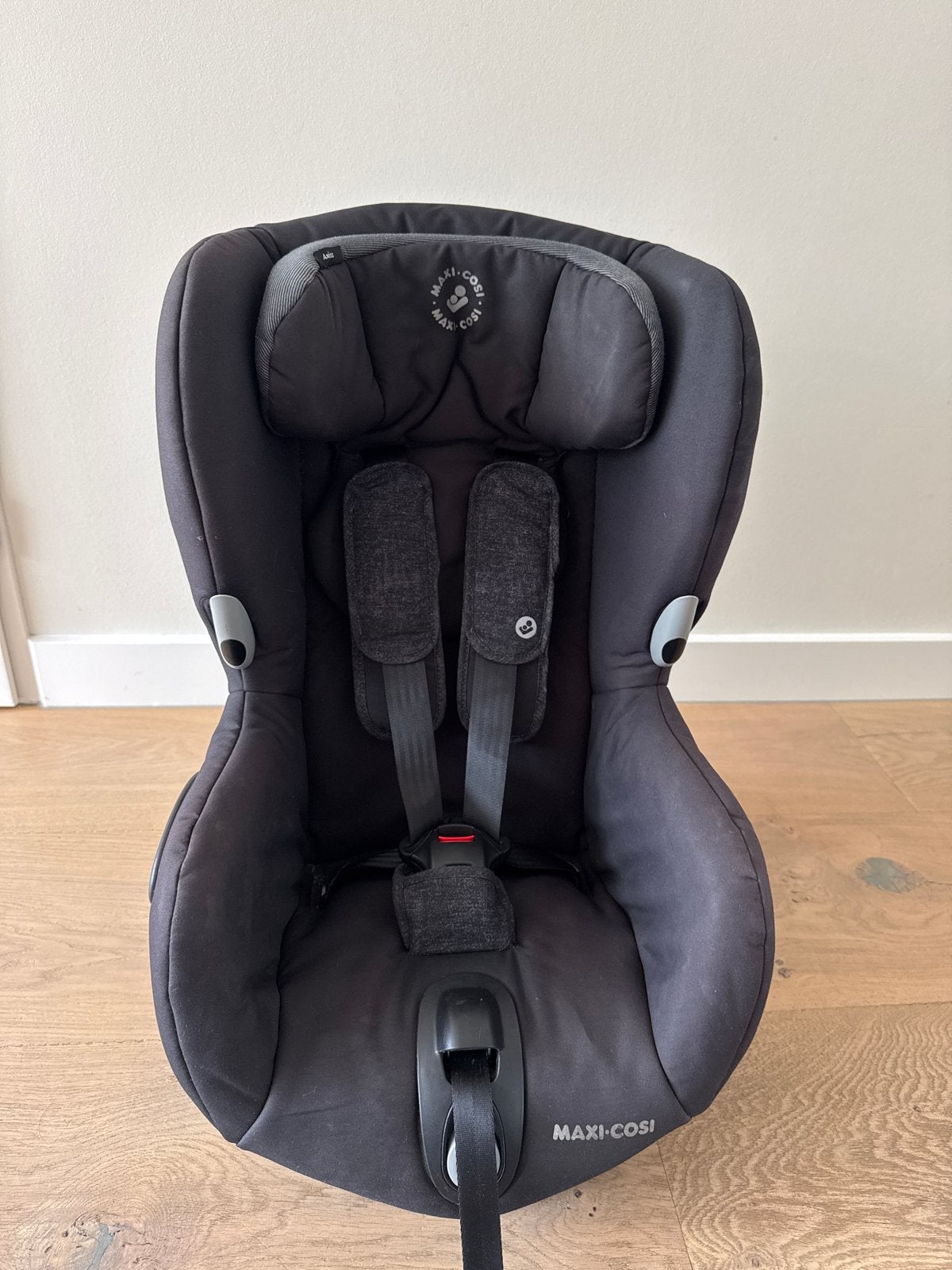 Maxi-Cosi Axiss autostoel - Draaibaar en comfortabel, Ophalen, Verstelbare rugleuning, 9 t/m 18 kg, Maxi-Cosi