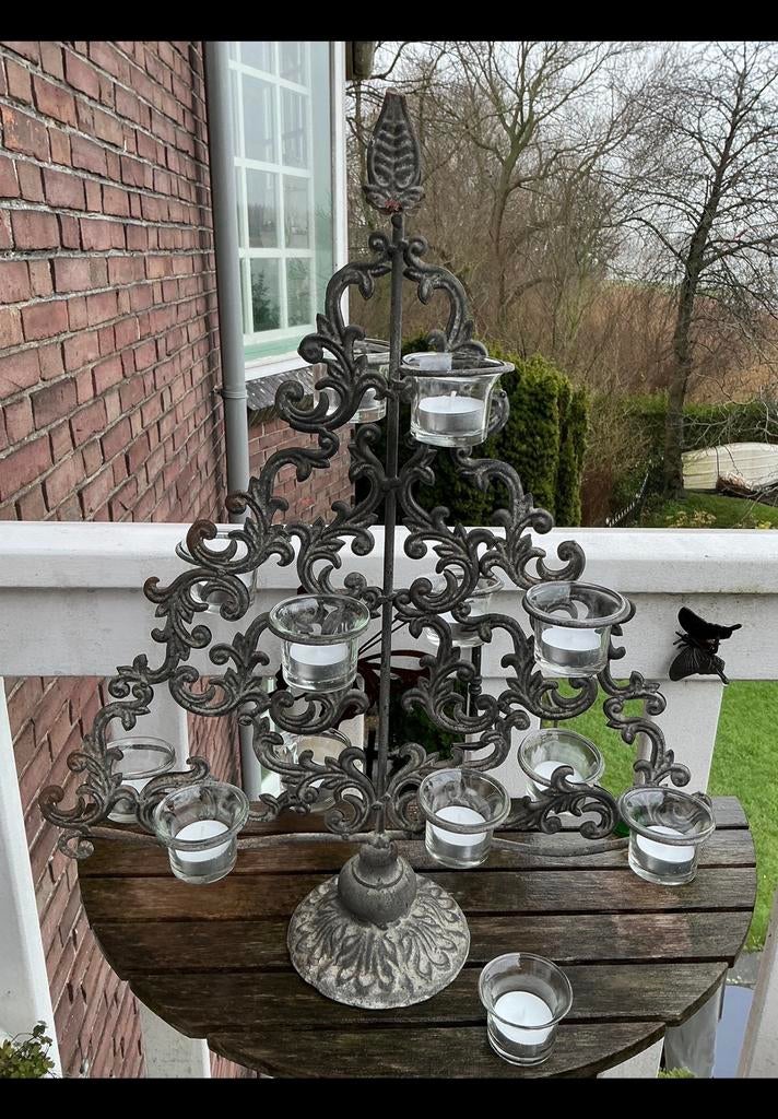 IJzeren kerstboom + 12 waxinelichtjes in glazen bakjes. 60cm, Ophalen of Verzenden, Zo goed als nieuw