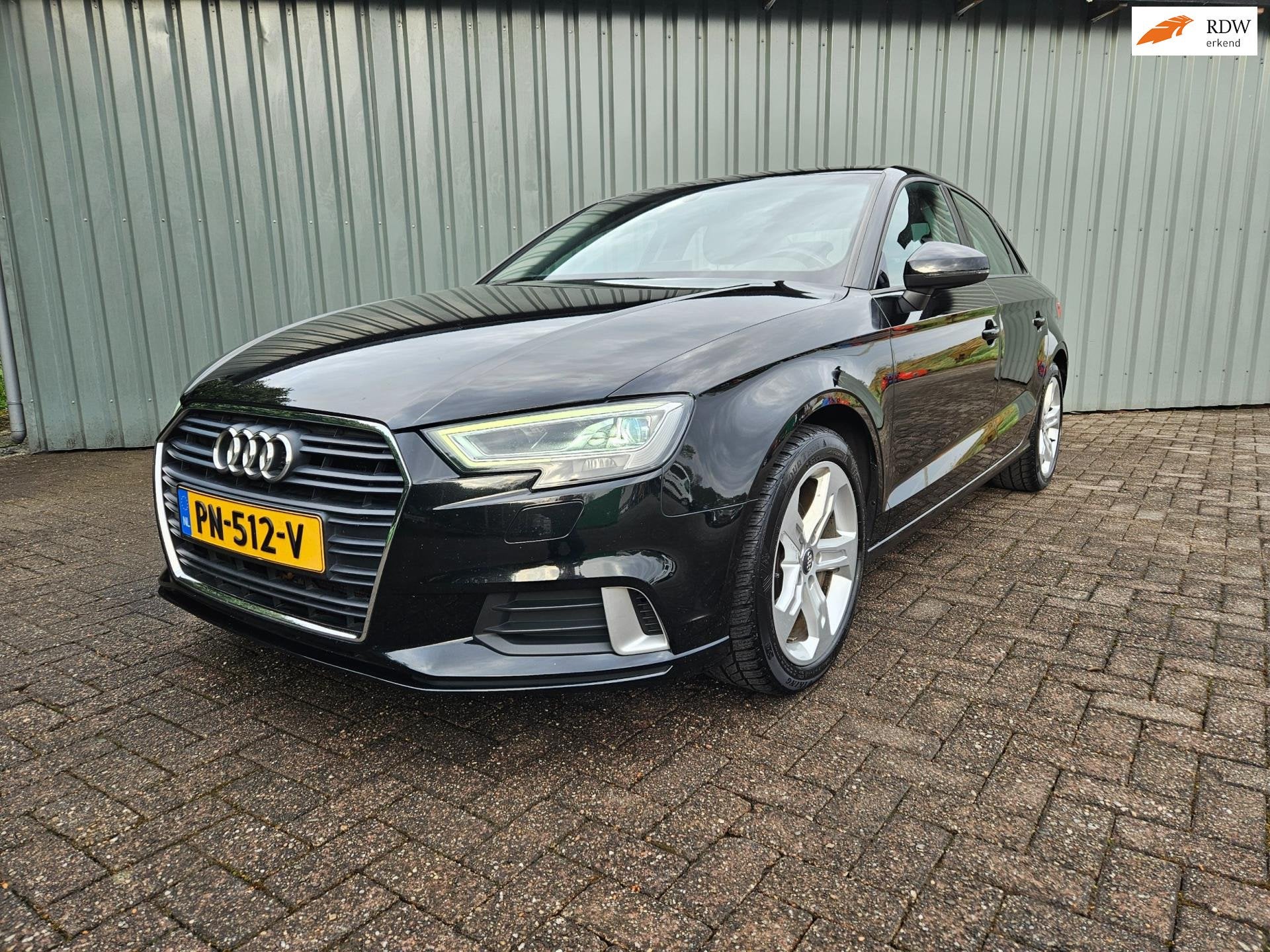 Audi A3 Limousine 1.0 TFSI Sport Lease Edition Navi Lmv Crui, Auto's, Audi, Voorwielaandrijving, 1160 kg, Stof, Gebruikt