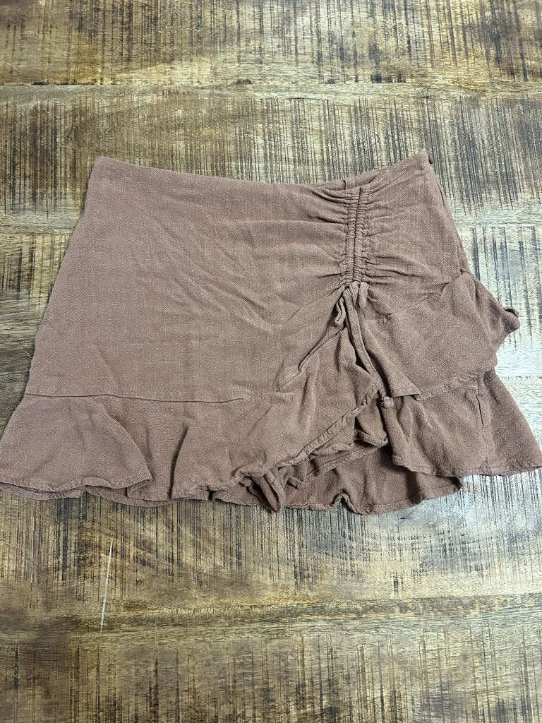 Stradivarius bruine skort ruches boho dames M 38, Kleding | Dames, Maat 38/40 (M), Bruin, Ophalen of Verzenden, Zo goed als nieuw