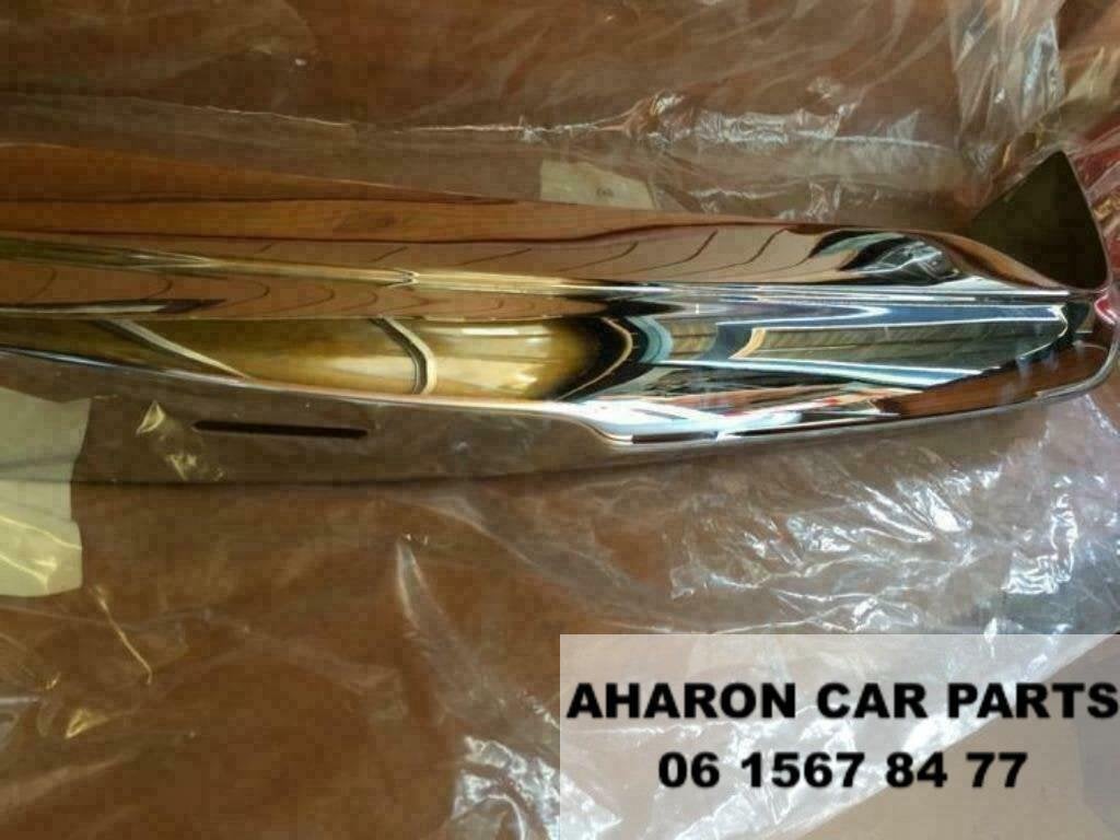 SL Pagode VoorBumper Links W113 R113 A1138800170 bumper 113, Auto-onderdelen, Gebruikt, Voor