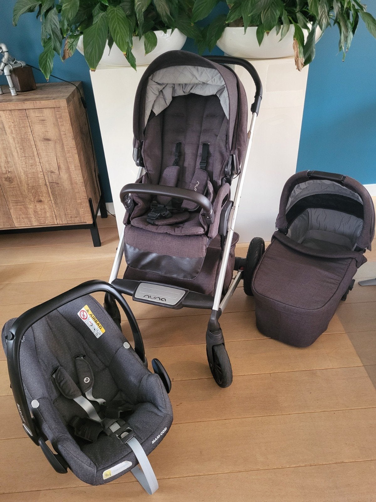 Nuna Mixx Combiwagen met reiswieg en Maxi-Cosi, Zo goed als nieuw, Combiwagen, Met reiswieg, Ophalen