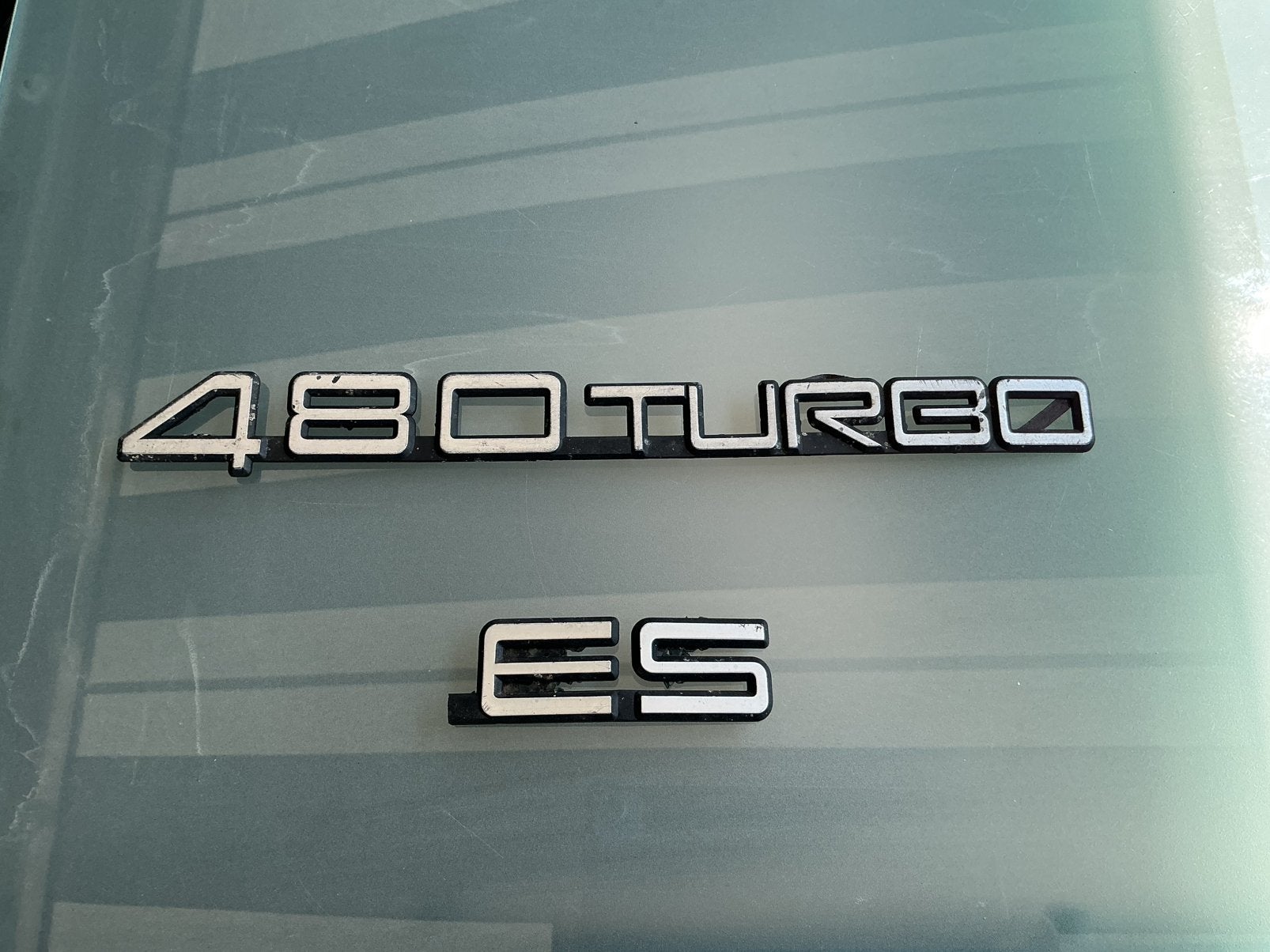 VOLVO 480 TURBO EMBLEEM OOK ES EN VOOR STOELEN, Ophalen of Verzenden