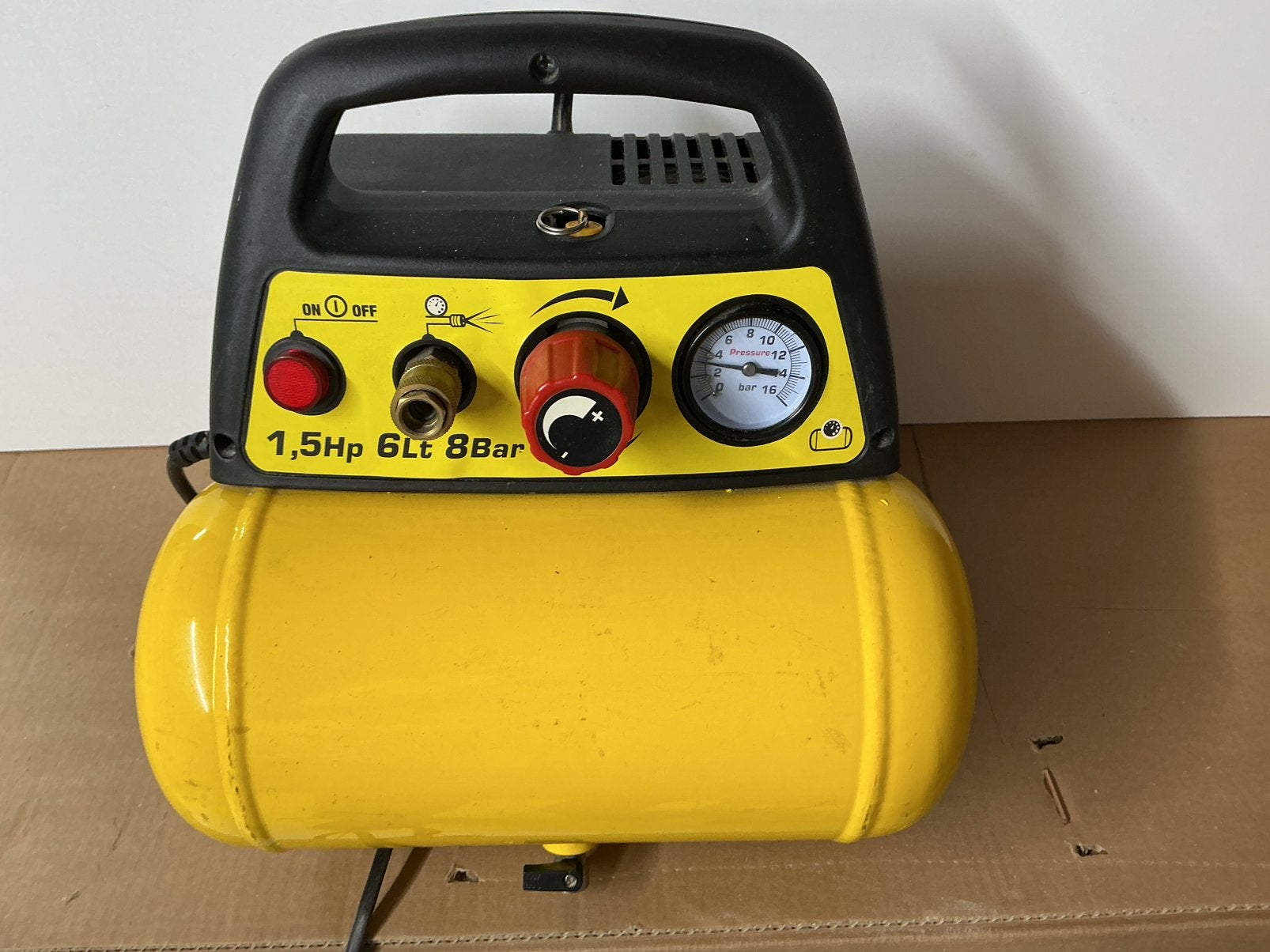 Stanley compressor, Doe-het-zelf en Verbouw, Minder dan 25 liter, Ophalen of Verzenden, Zo goed als nieuw, Minder dan 200 liter/min