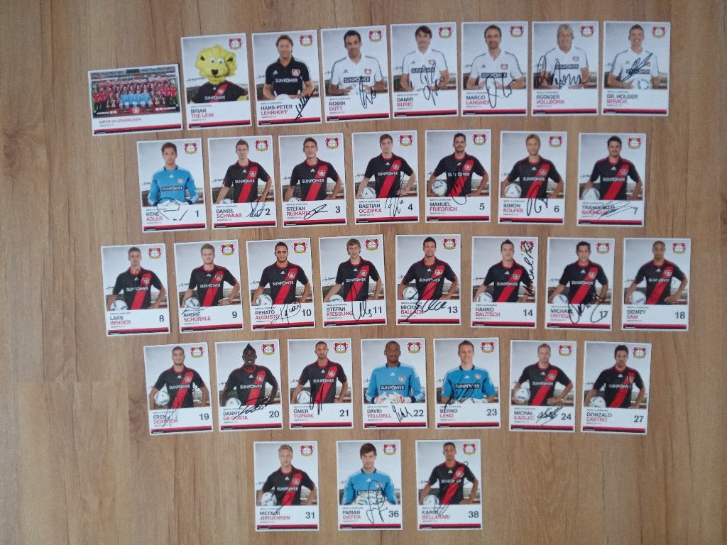 Gesigneerde 2011-2012 spelerskaarten Bayer 04 Leverkussen, Ophalen of Verzenden, Nieuw, Buitenlandse clubs, Spelerskaart
