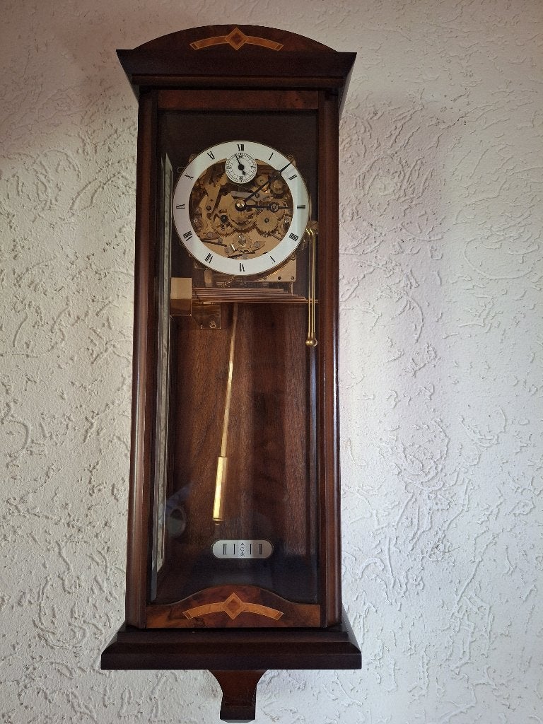 AMS wandklok met zichtbaar uurwerk, Ophalen