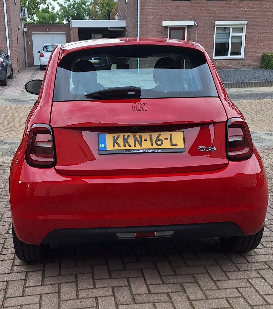 Foto 8 van Fiat 500e 24kwh red edition