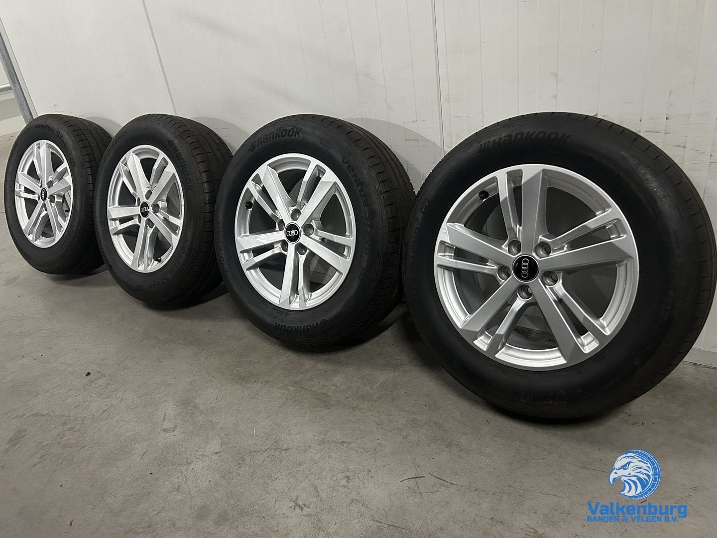 7mm! Originele Audi Q3 17 inch velgen 5x112 zomerbanden 215/, -, -, Banden en Velgen, 17 inch