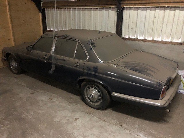Jaguar XJ6 4.2 SERIES III SOVEREIGN, Auto's, Jaguar, Automaat, Metallic lak, Achterwielaandrijving, Blauw