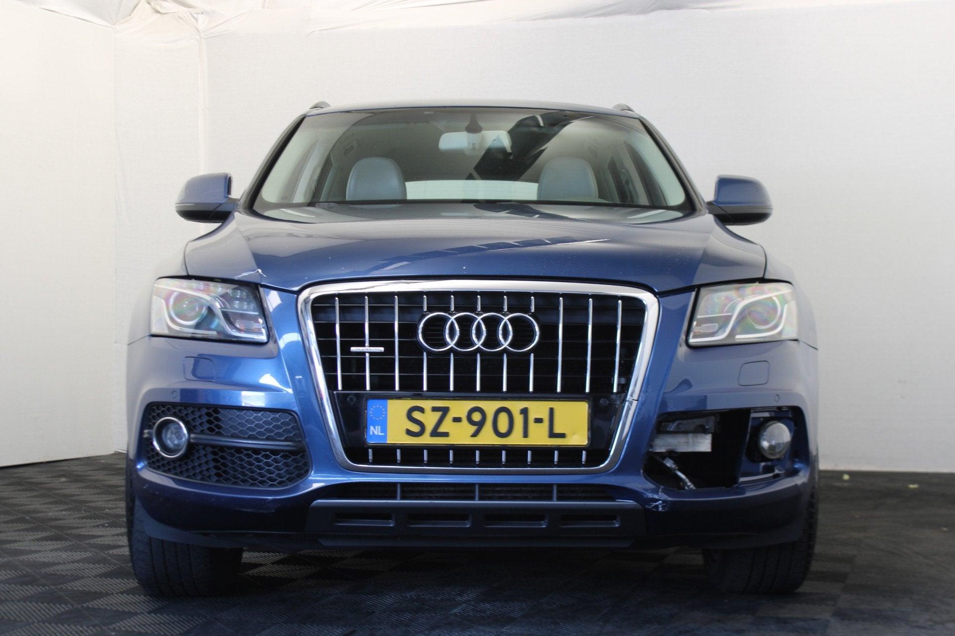 Audi Q5 3.0 TDI quattro Pro Line read text,zie tekst, Euro 5, Gebruikt, Beige, Blauw