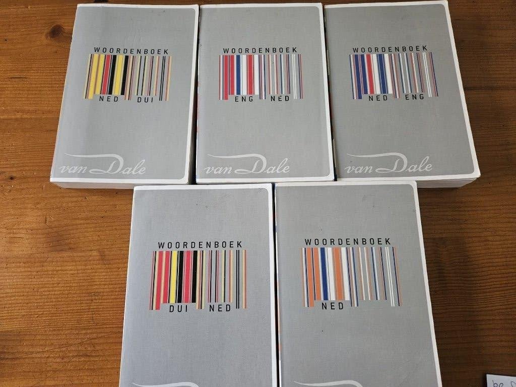Woordenboeken, Boeken, Gelezen, Van Dale, Ophalen of Verzenden, Overige talen