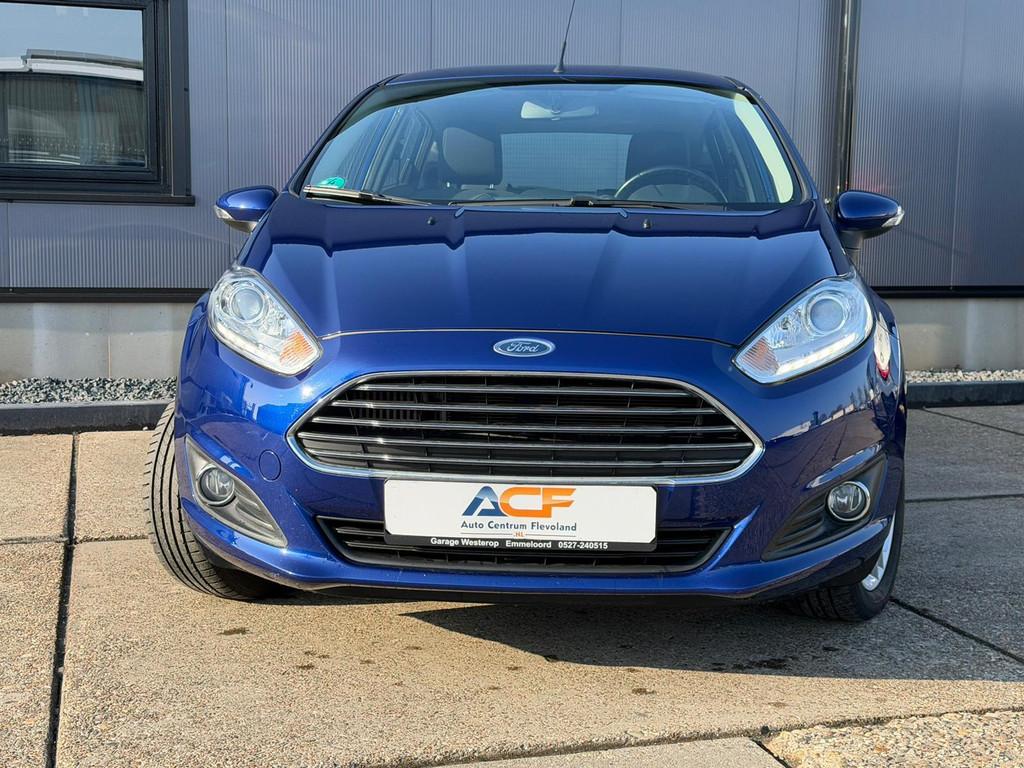 Ford Fiesta 1.0 Style 100 pk zeer nette complete auto, Voorwielaandrijving, 101 pk, Gebruikt, Zwart