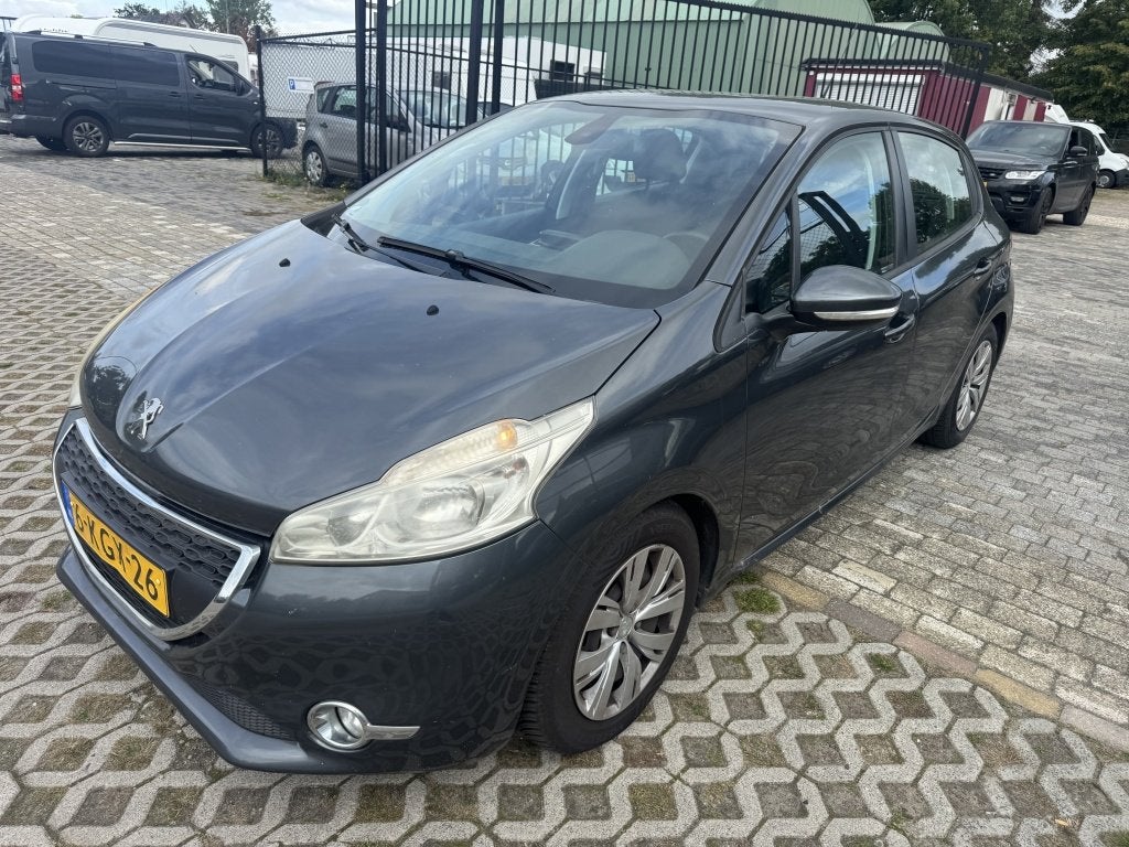 Peugeot 208 1.6 e-HDi Active (bj 2013), Auto's, Voorwielaandrijving, Gebruikt, 4 cilinders, 1055 kg