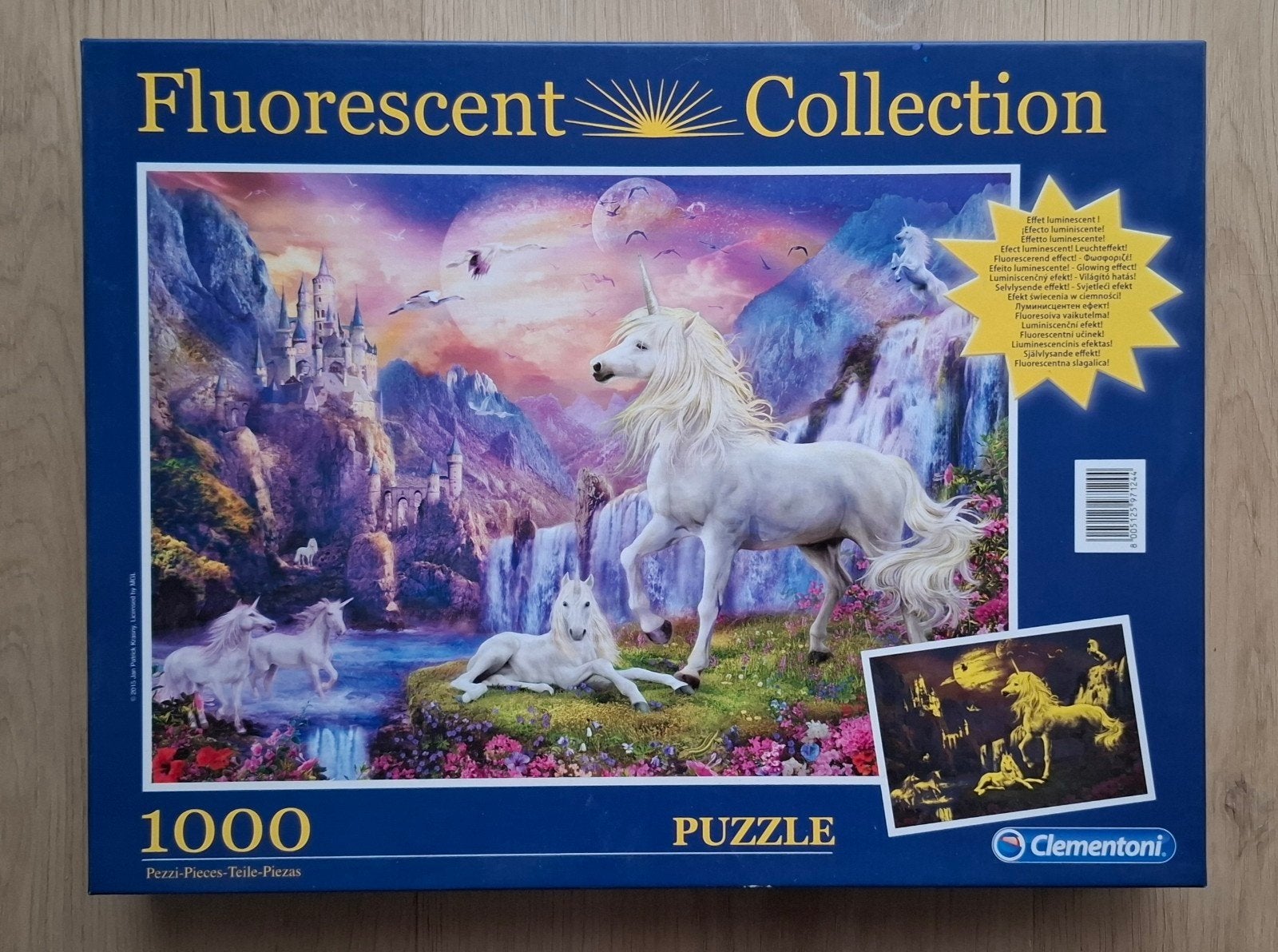 Puzzel eenhoorn 1000 stukjes (glow in the dark), Hobby en Vrije tijd, Ophalen of Verzenden, 500 t/m 1500 stukjes, Zo goed als nieuw