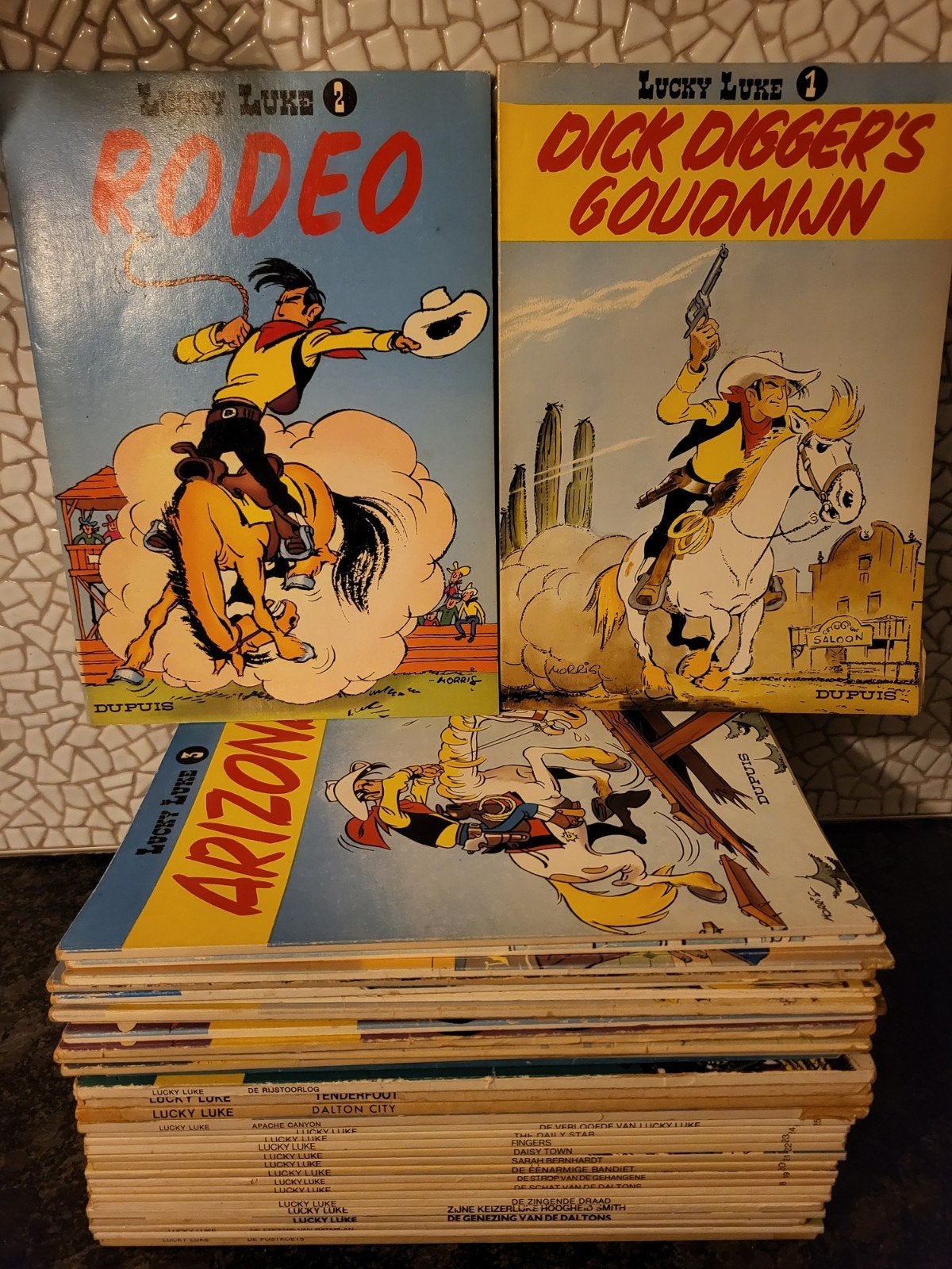 Lucky Luke - 35 albums, veel eerste drukken, Meerdere stripboeken, Ophalen of Verzenden, Gelezen