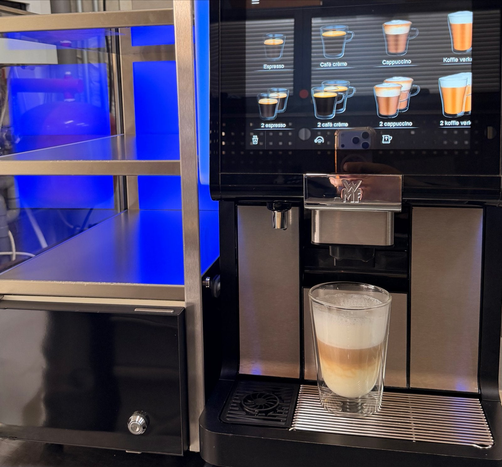 Foto 5 van WMF 5000 S+ Dynamic Milk – Complete set met Cup&Cool - 230V