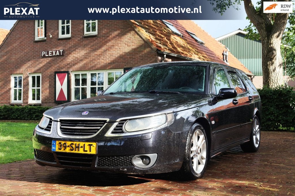 Saab 9-5 Estate 2.3 Turbo 260PK Aero Aut. | Inruilkoopje | A, Auto's, Saab, Zwart, 4 cilinders, 2290 cc, Zwart