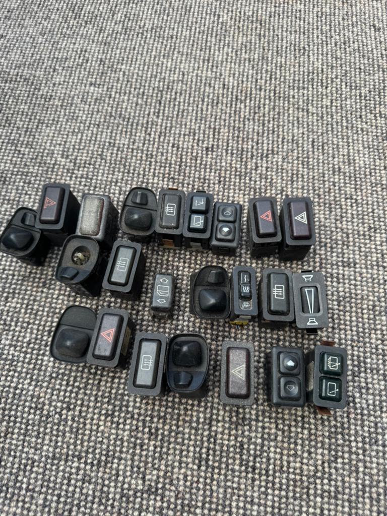 BMW e30 modulen Relais knoppen schakelaar, Auto-onderdelen, Ophalen of Verzenden, Nieuw