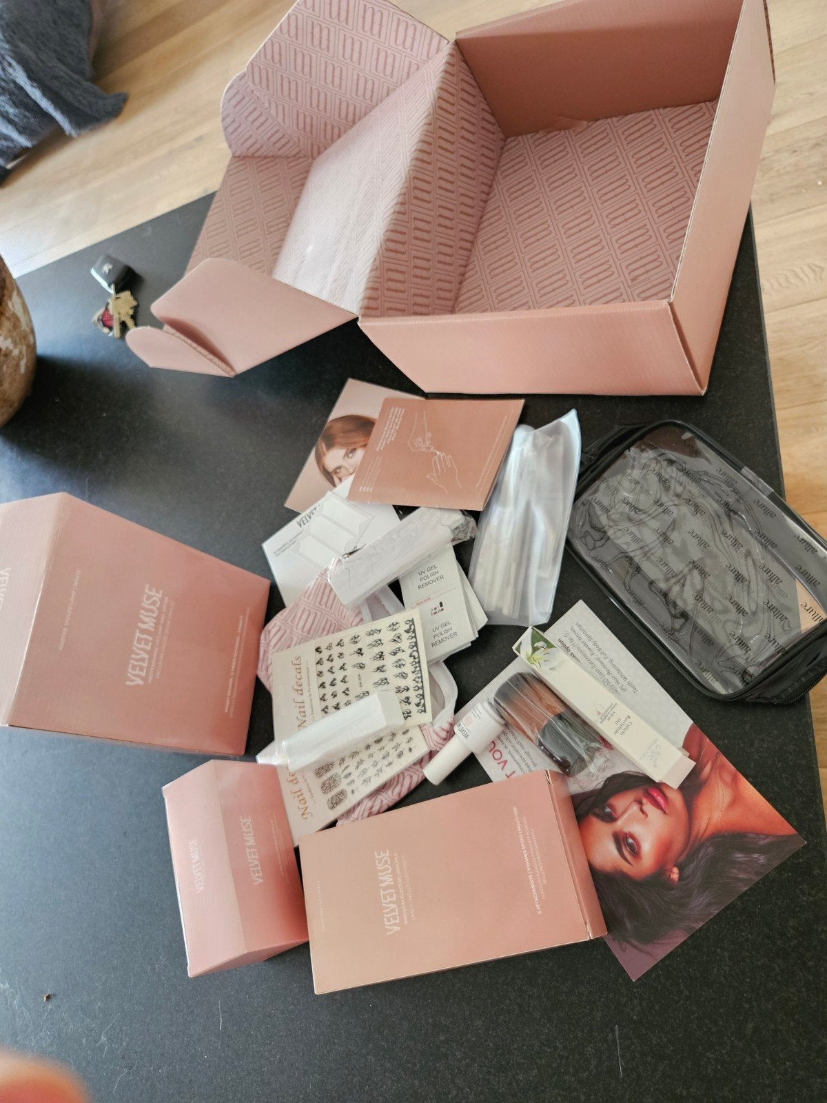 Velvet Muse Nagelverzorgingsset met accessoires, Ophalen of Verzenden