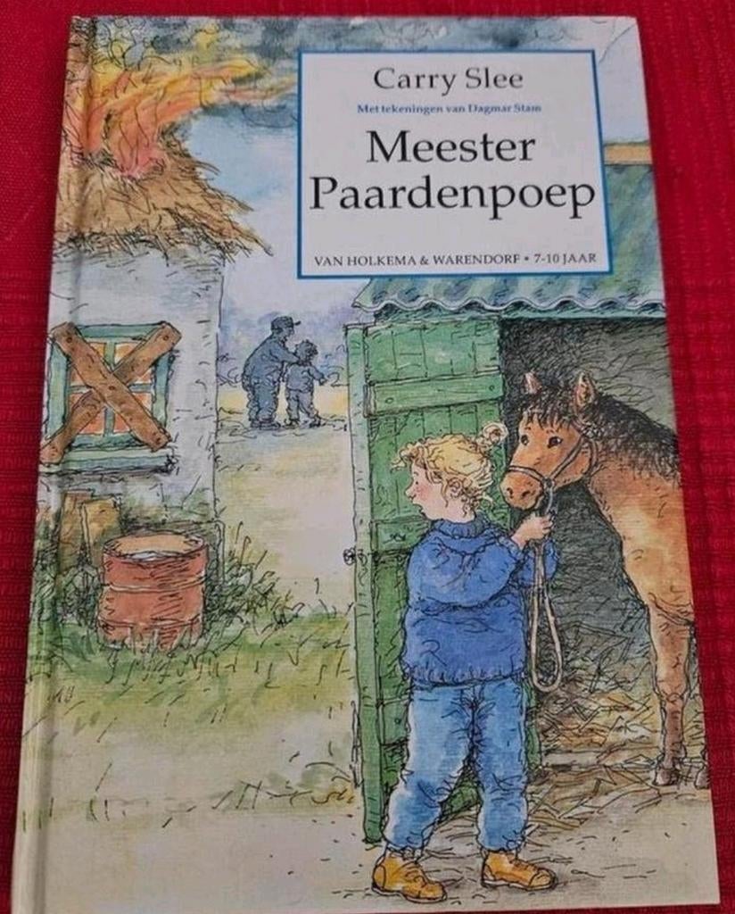 Meester Paardenpoep - Carry Slee (Kinderboek), Ophalen of Verzenden, Zo goed als nieuw, Carry Slee, Fictie algemeen