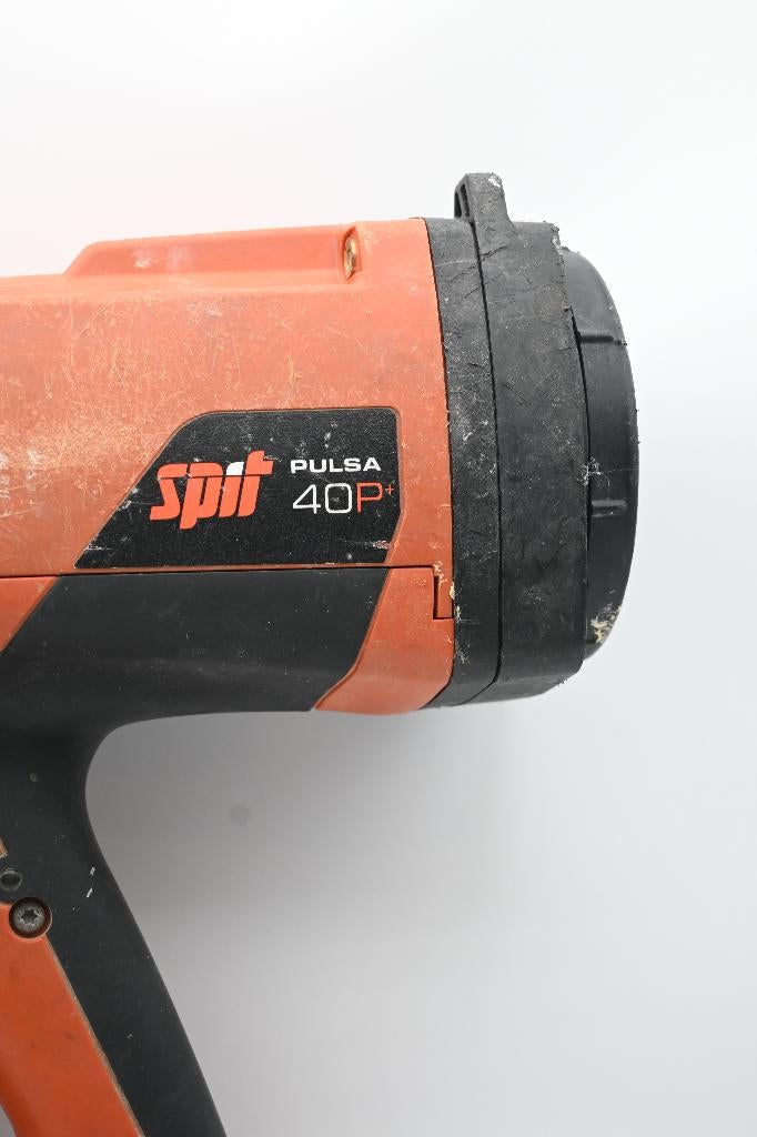 Spit Pulsa 40P Tacker Verwerkt betonnagels van 15mm tot 40mm, Ophalen of Verzenden, Zo goed als nieuw