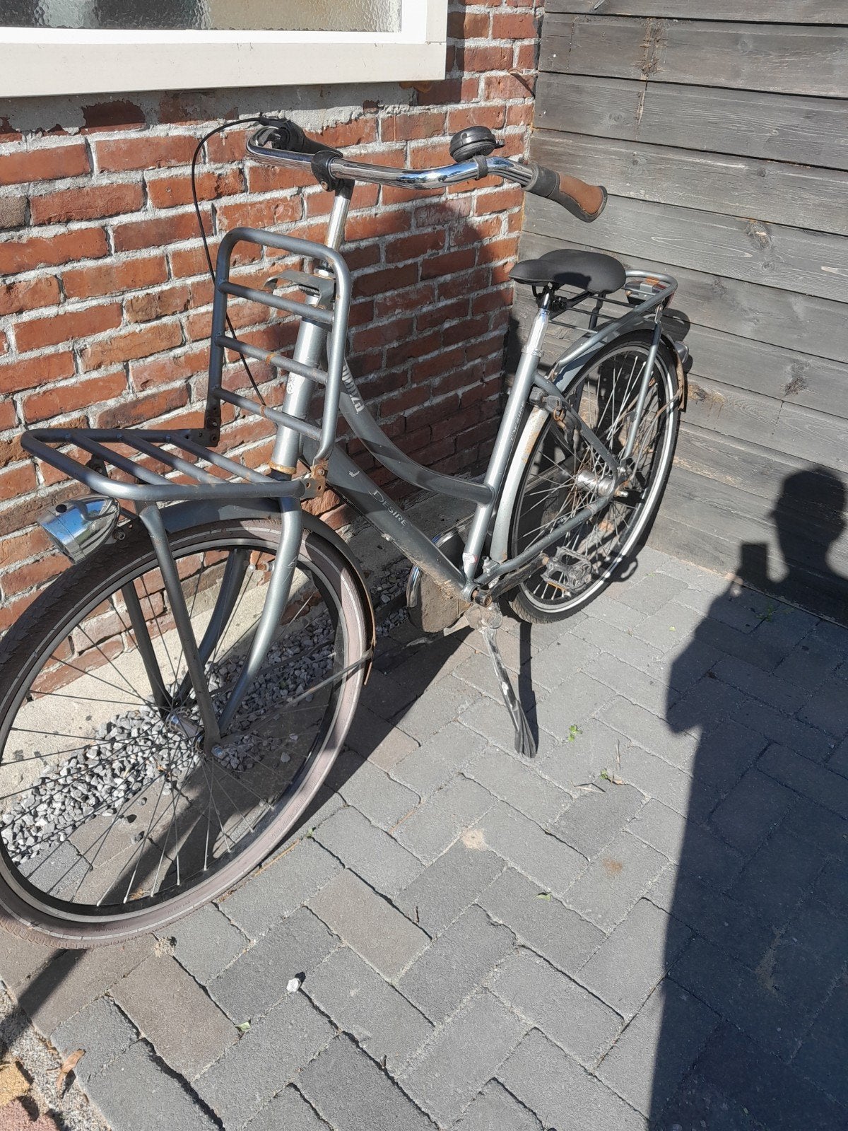 Gebruikte fiets met nieuwe zadel en werkende verlichting, Ophalen of Verzenden