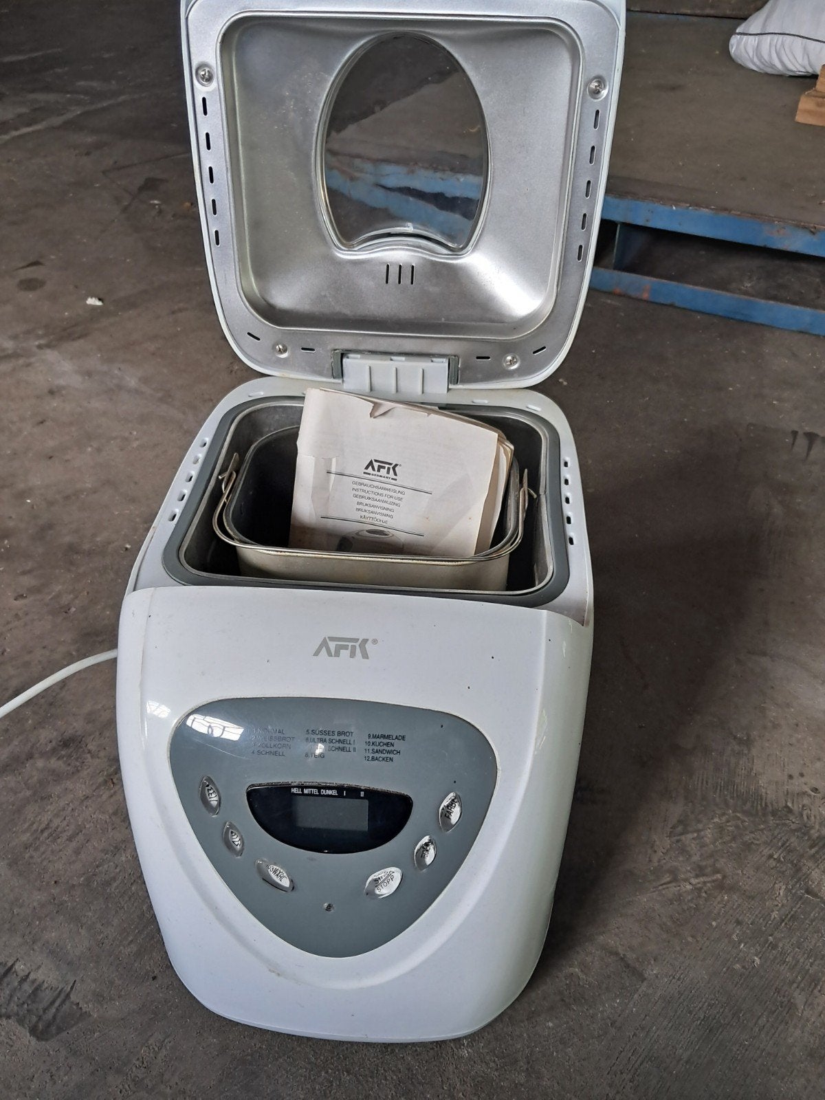 AFIK Broodbakmachine, Witgoed en Apparatuur, Broodbakmachines, Met timer, Gebruikt, Kijkvenster, 800 tot 1200 gram deeg