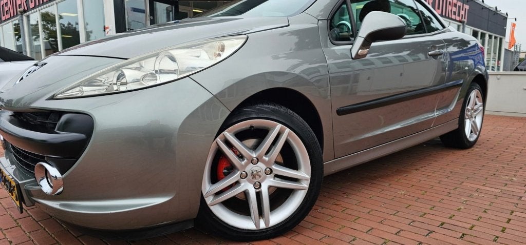 Foto 7 van Peugeot 207 CC 1.6 VTi | leer airco elec kap nederlandse aut