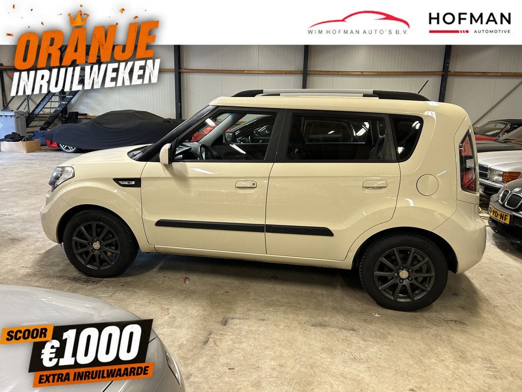 Kia Soul 1.6 X-tra Volledig onderhoud (bj 2009), Auto's, Kia, Met garantie (alle), 49 €/maand, Bedrijf, Handgeschakeld