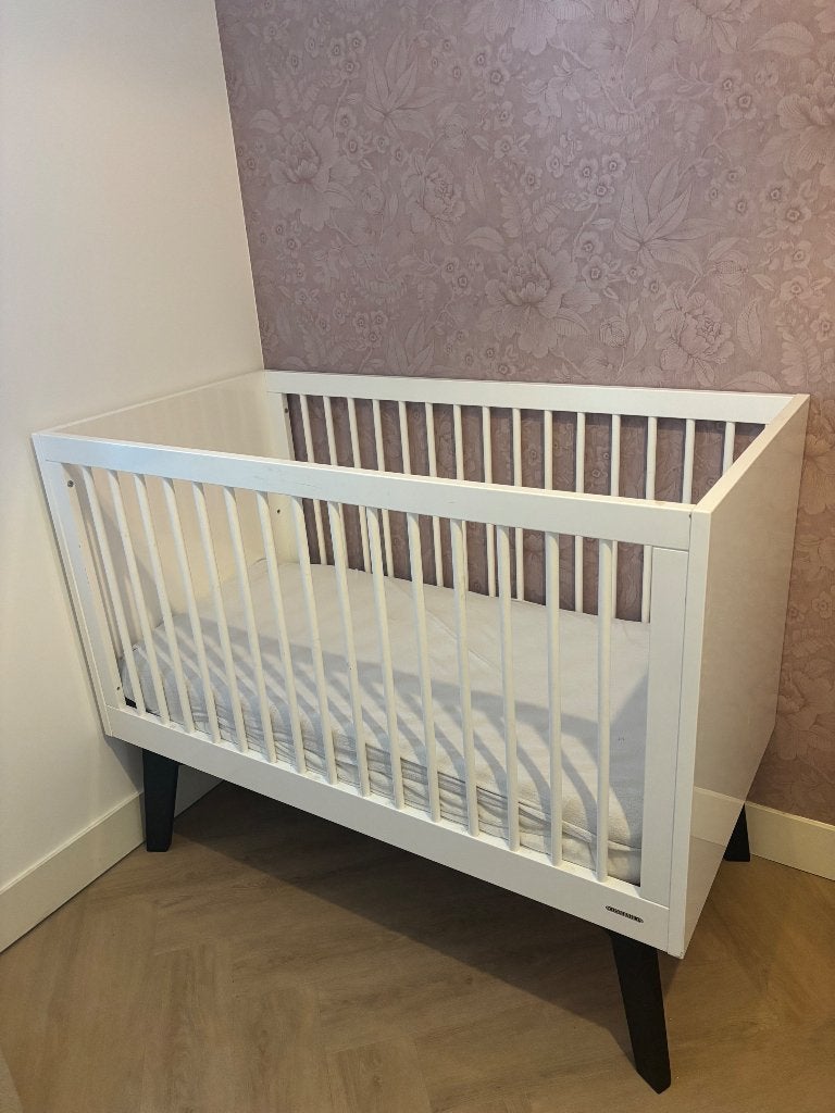 Meegroeibed en commode Kidsmill, Kinderen en Baby's, Ophalen, 50 tot 70 cm, 105 cm of meer, 100 cm of meer