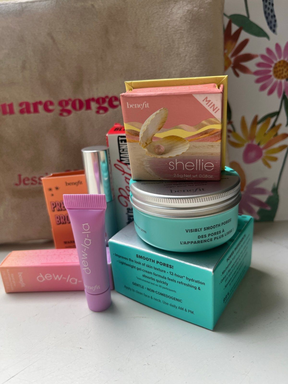 Benefit Beauty Pakket: Testers & Mini's, Overige kleuren, Gehele gezicht, Nieuw, Ophalen of Verzenden
