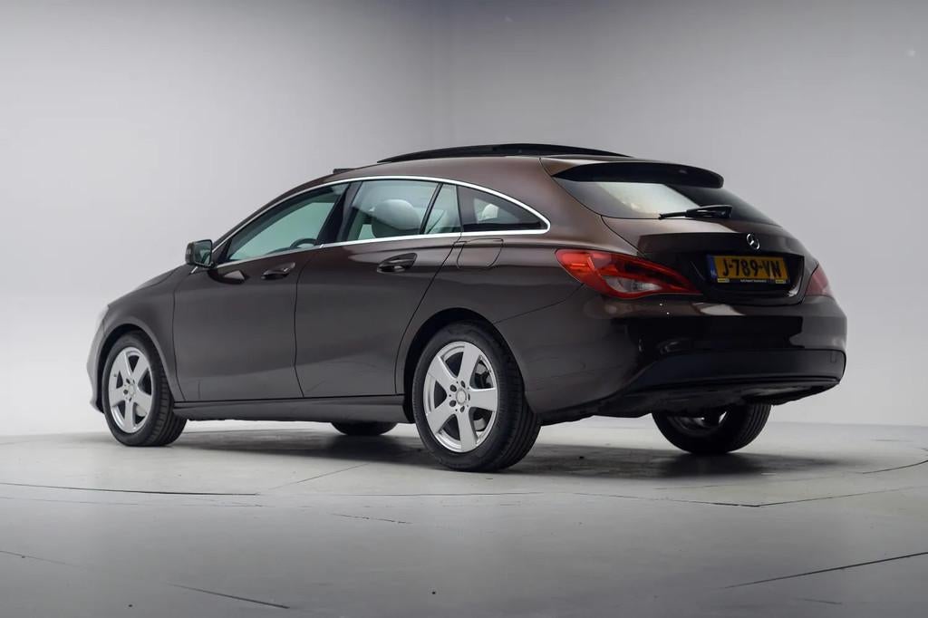 Mercedes-Benz CLA-Klasse Shooting Brake 180 Prestige Aut. [, 730 kg, Gebruikt, 4 cilinders, Bruin