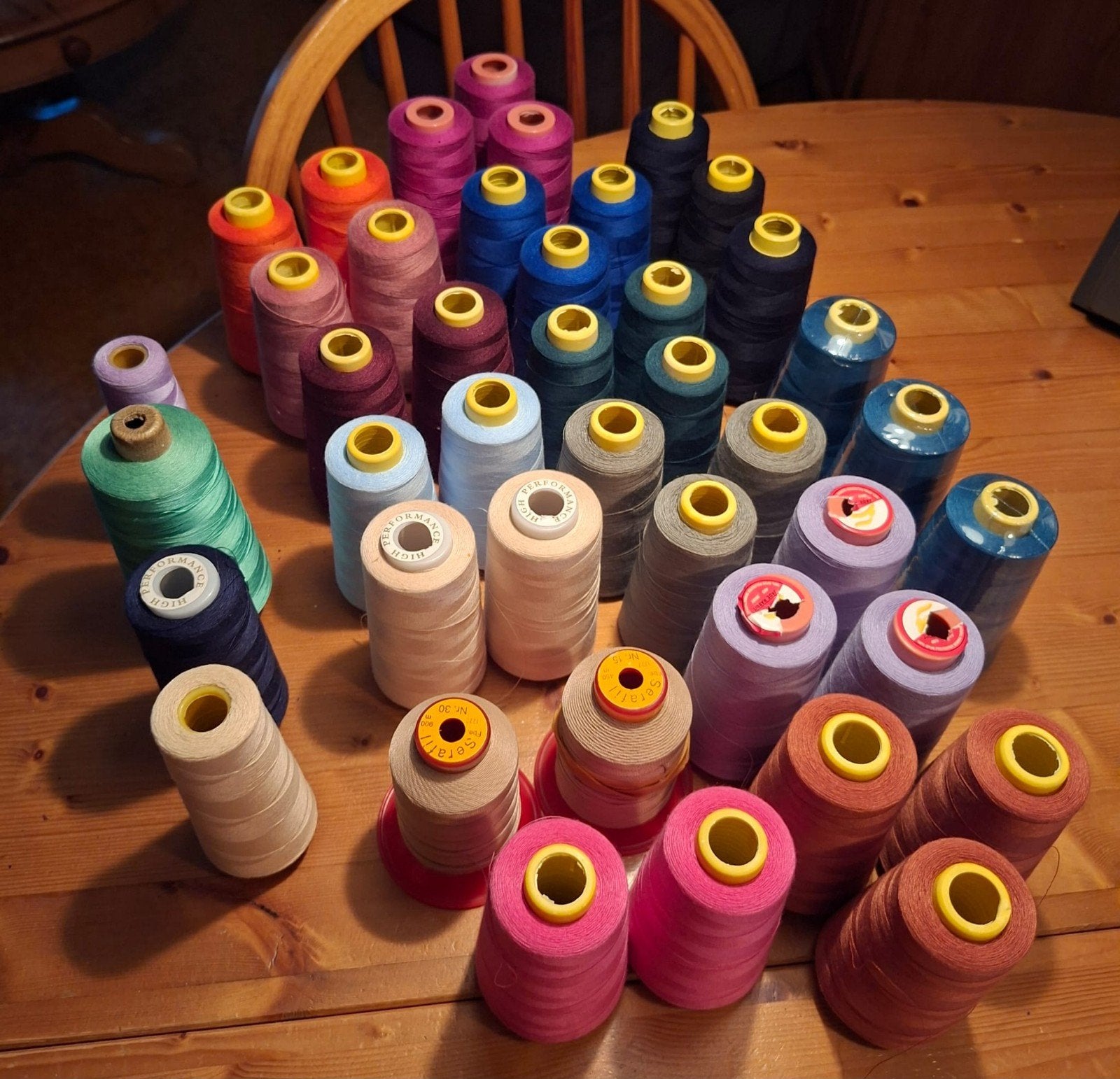 42 klossen lockgaren in diverse kleuren, Ophalen of Verzenden