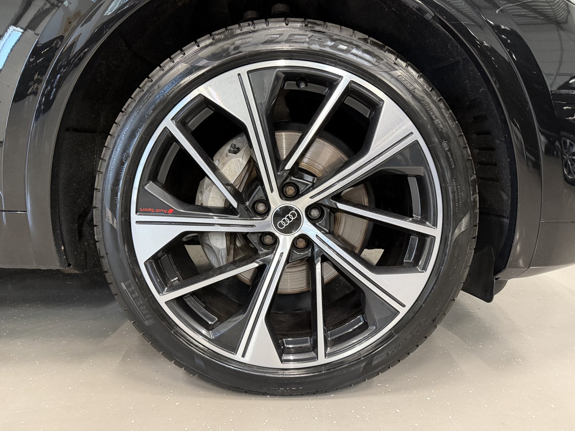 Foto 11 van Audi Q5 55 TFSI e quattro 3x S-Line PANO/LUCHTVERING/TREKHAA