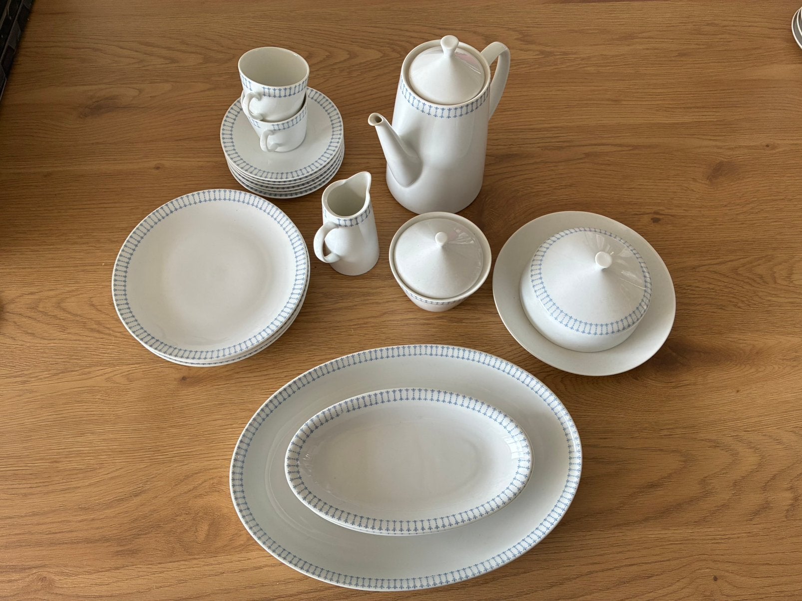 Epiag servies blauw-wit Czecho-Slovakia, Ophalen