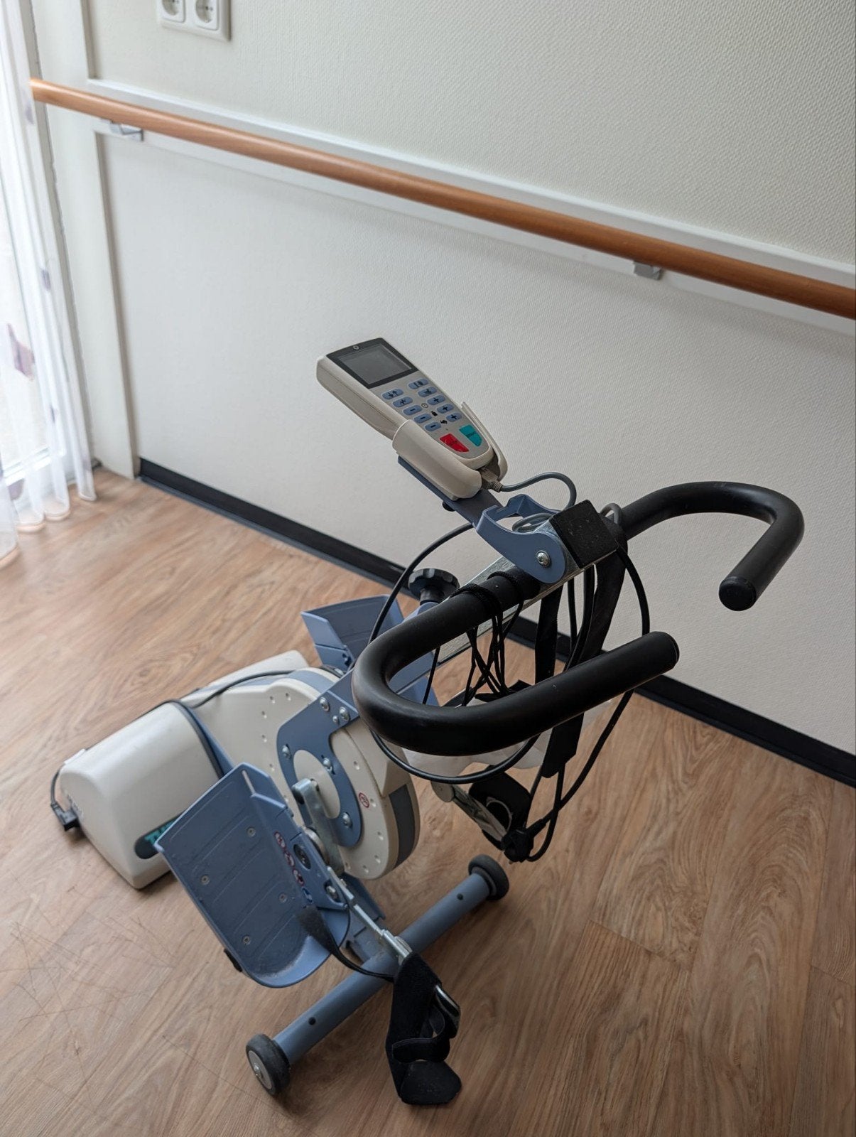 THERA-Trainer Tigo Bewegingstrainer / Revalidatiefiets, Ophalen, Gebruikt