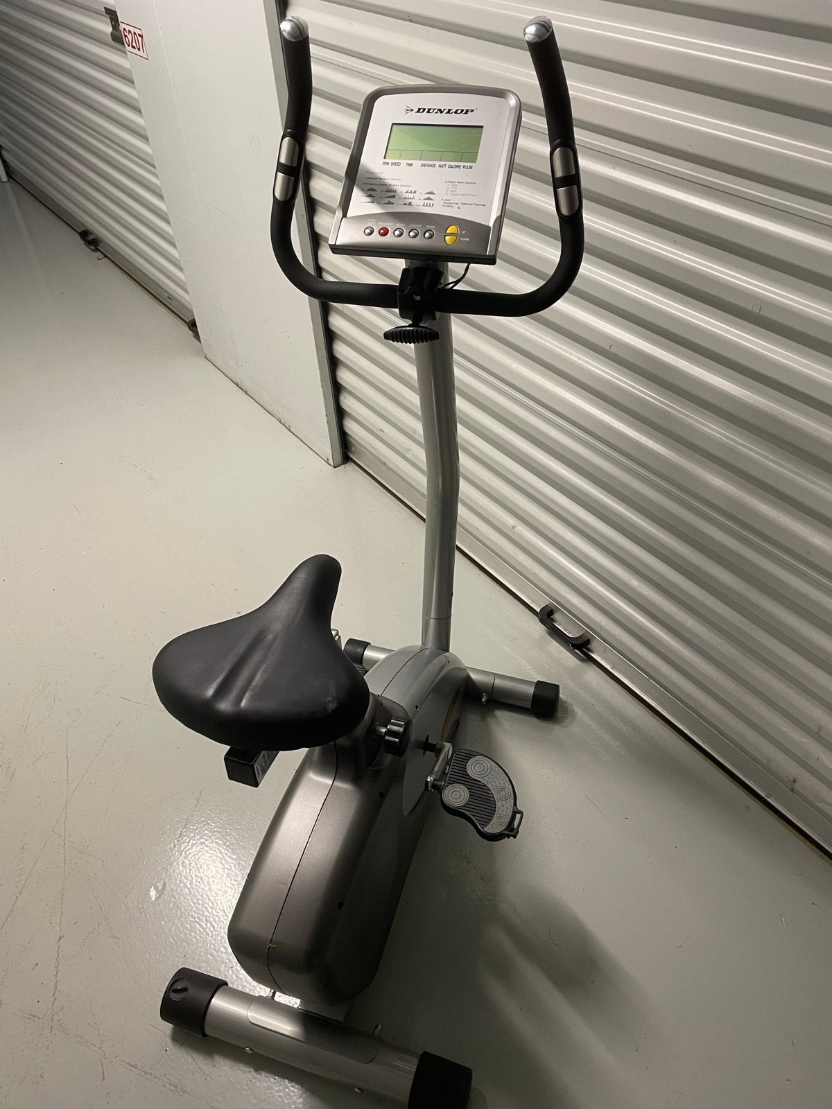 Dunlop Hometrainer - Zo goed als nieuw, Ophalen, Zo goed als nieuw, Metaal, Benen