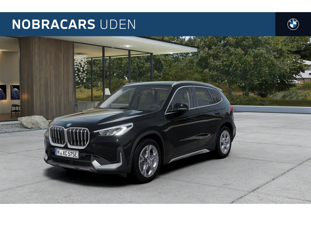 BMW X1 xDrive25e xLine Automaat / Trekhaak / Achteruitrijcam, Zwart, Leder, Hybride Elektrisch/Benzine, 3 cilinders