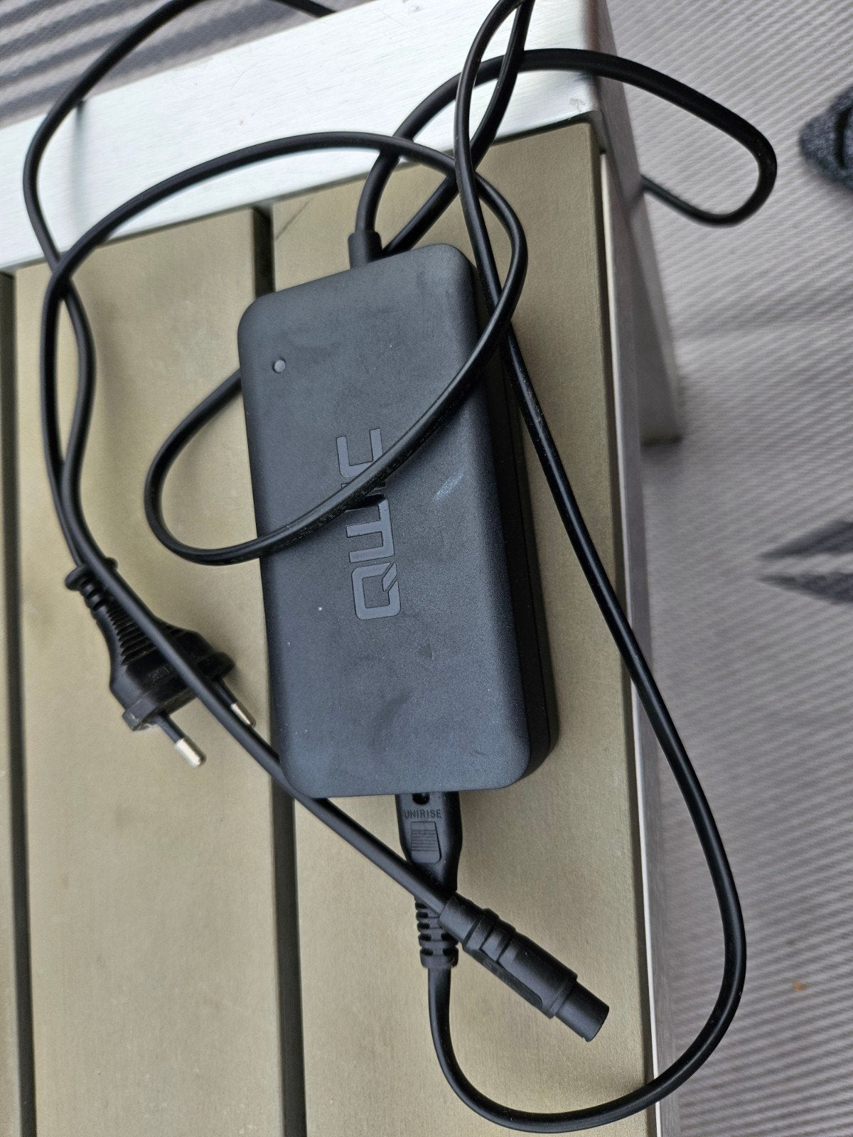 ST Charger Li-ion Acculader 36V 2A voor QWIC fiets, Ophalen of Verzenden, Gebruikt