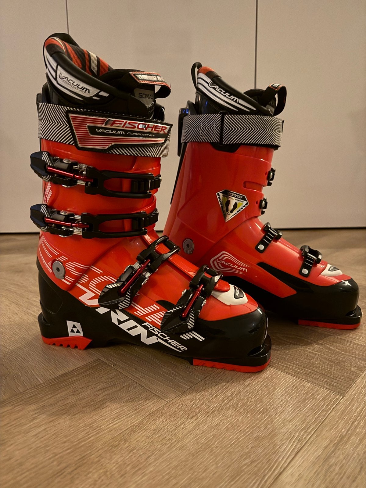 NIEUW Fischer Viron 12 Vacuum skischoenen maat 26,5, Sport en Fitness, Fischer, Schoenen, Nieuw, Ophalen of Verzenden