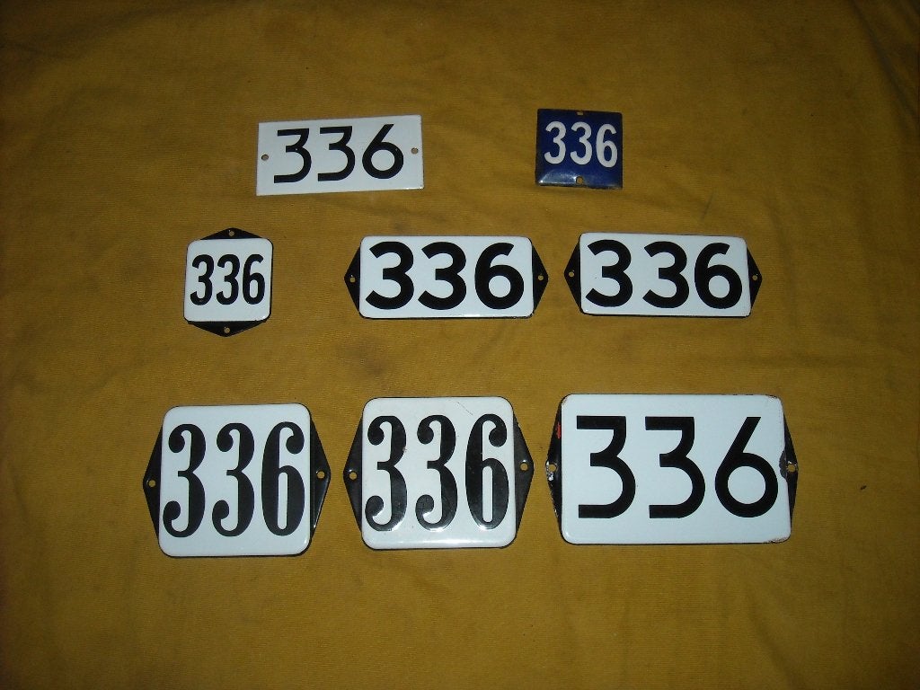 oud emaille huisnummer 336 ook 337 338 339 340 341 342 343 9, Antiek en Kunst, Antiek | Emaille, Ophalen of Verzenden