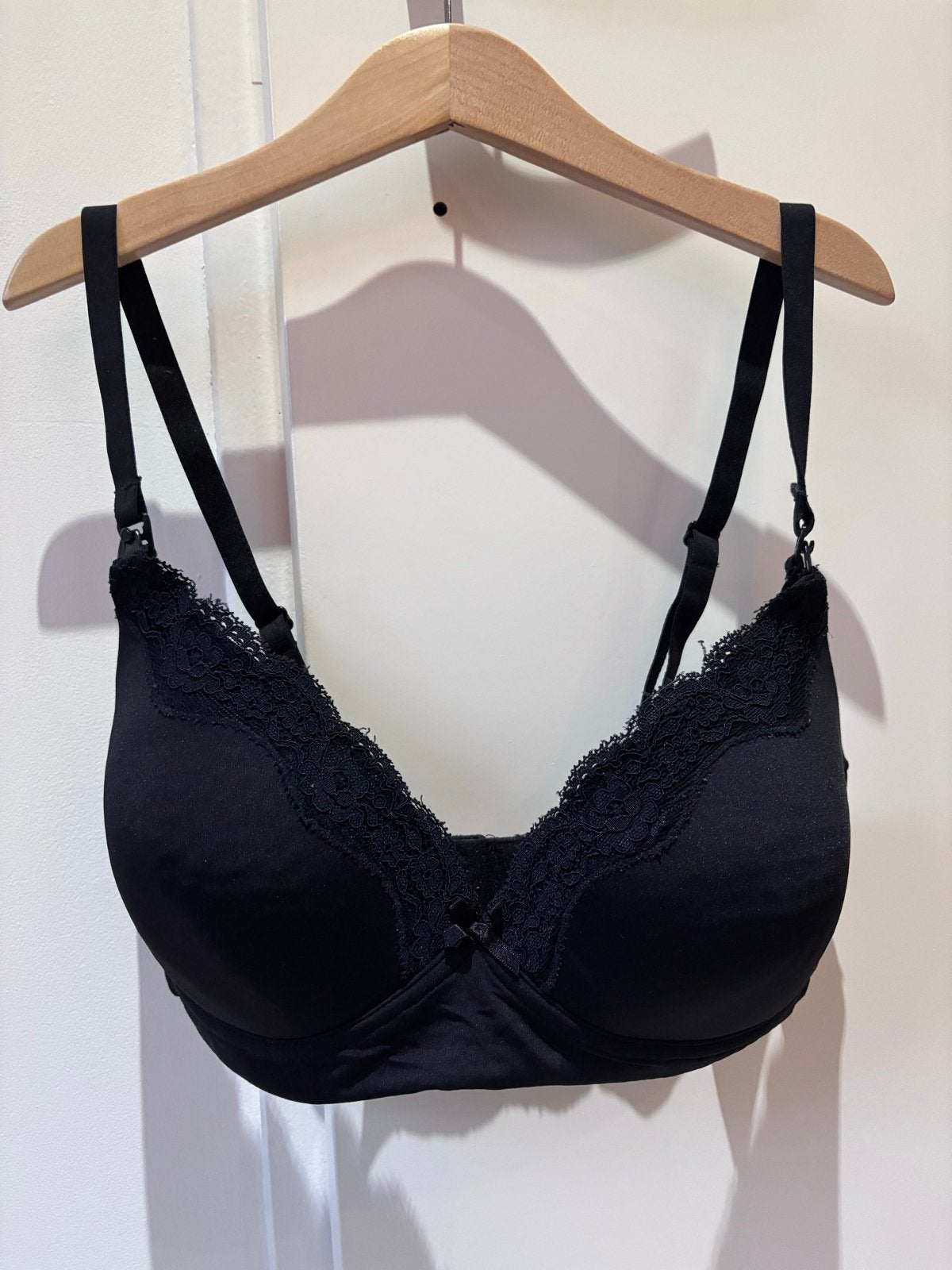 H&M Voedingsbeha 75C - Zo goed als nieuw, Kleding | Dames, Ophalen of Verzenden, Zo goed als nieuw, Maat 36 (S), Lingerie of Zwemkleding